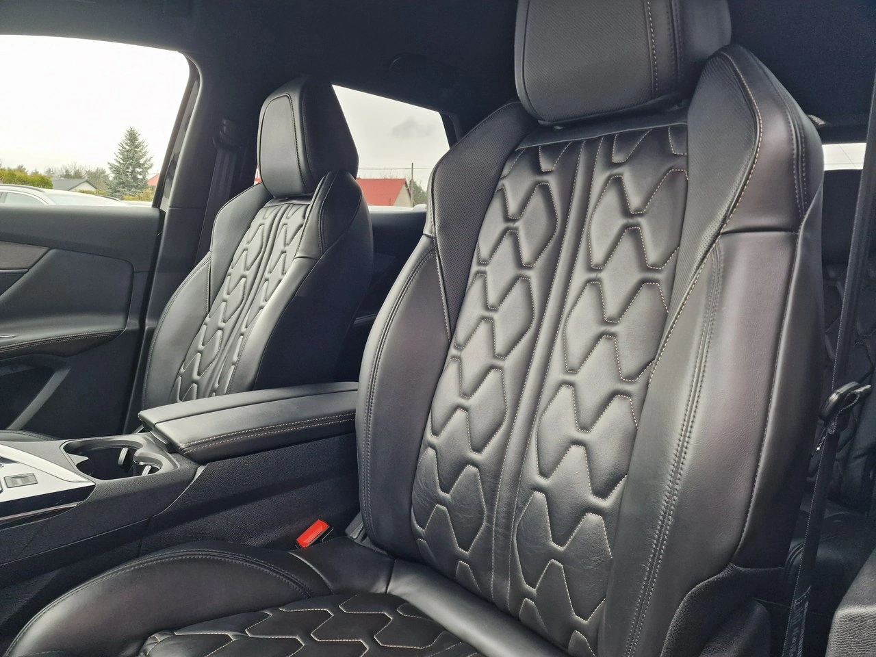 Peugeot 3008 - Zdjęcie 16