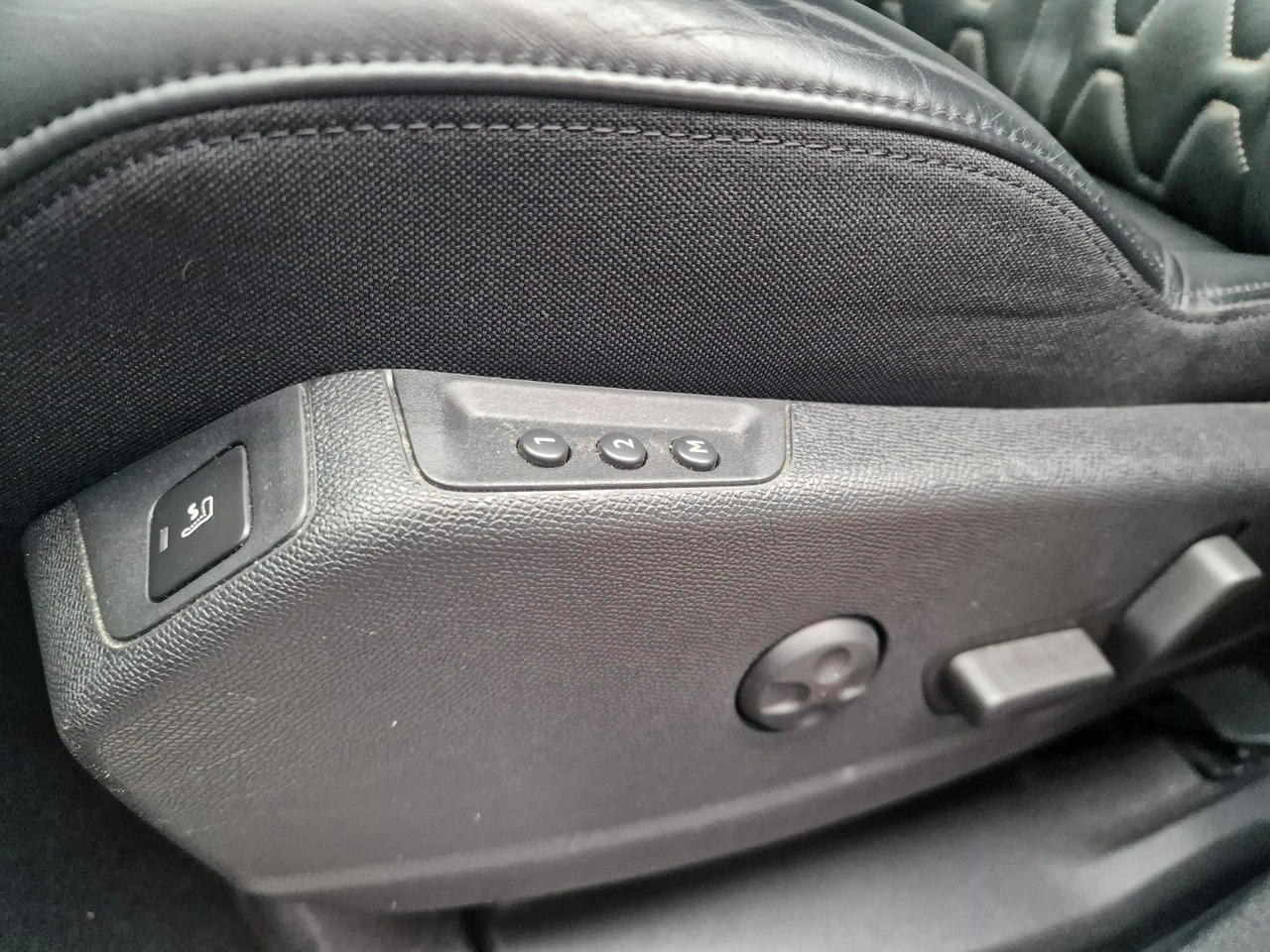 Peugeot 3008 - Zdjęcie 17