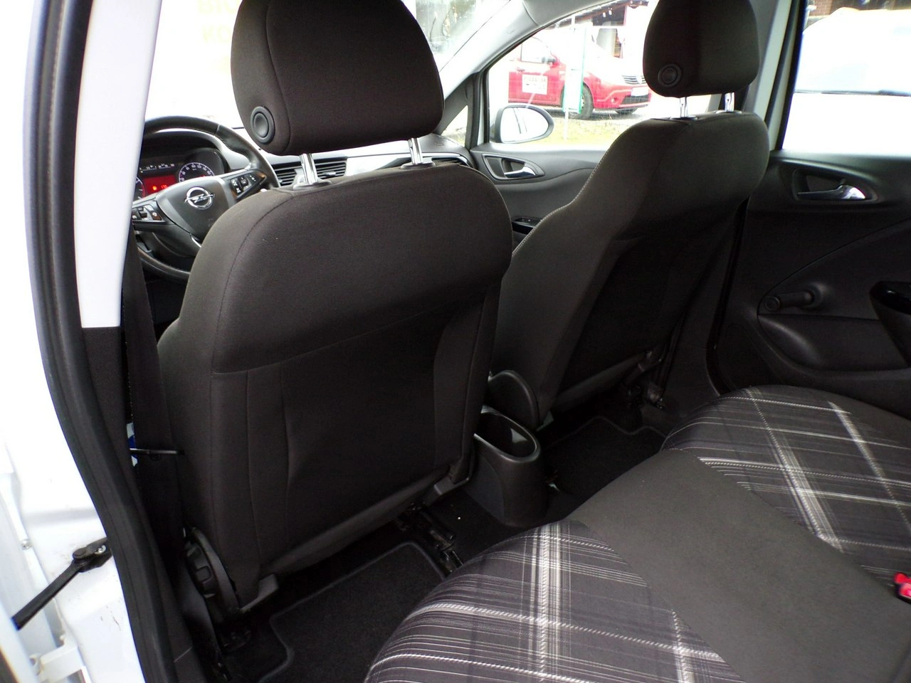 Opel Corsa - Zdjęcie 21