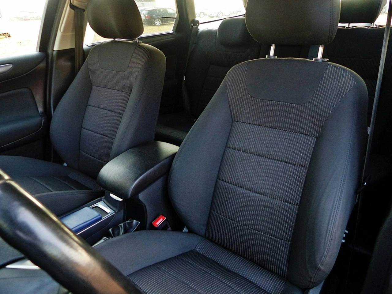 Ford Mondeo - Zdjęcie 19