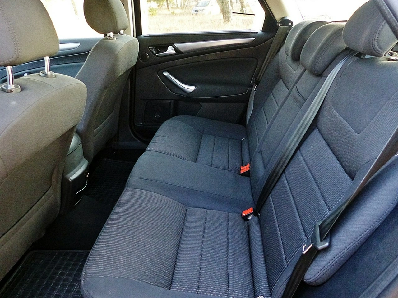 Ford Mondeo - Zdjęcie 22