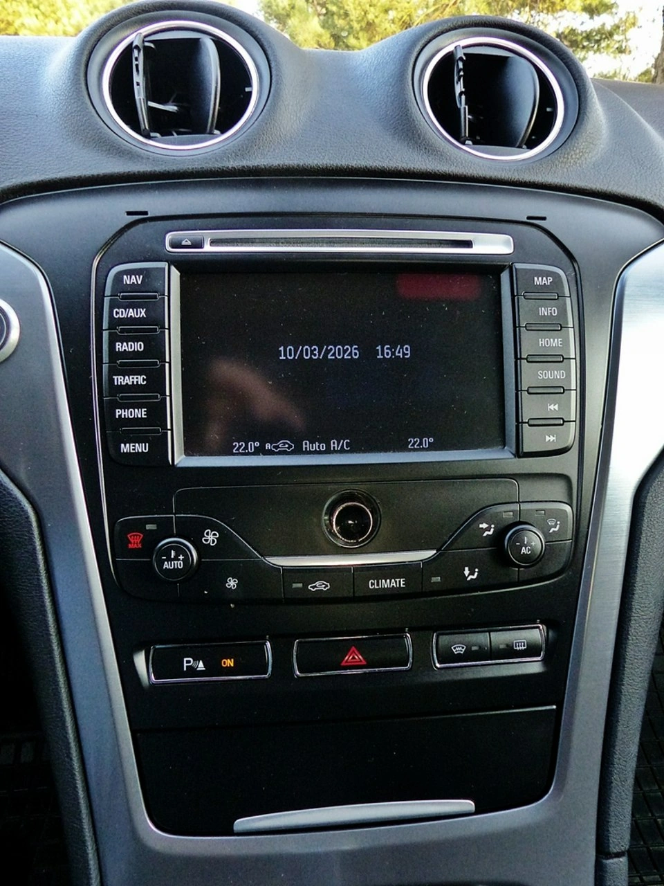 Ford Mondeo - Zdjęcie 31