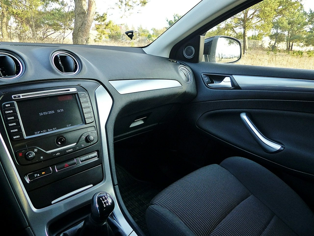 Ford Mondeo - Zdjęcie 33