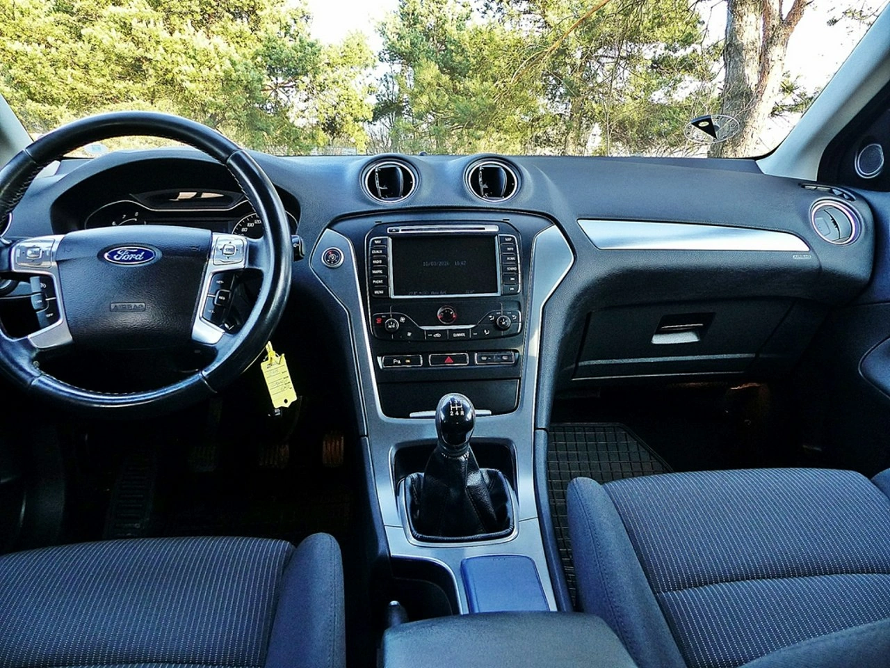 Ford Mondeo - Zdjęcie 35