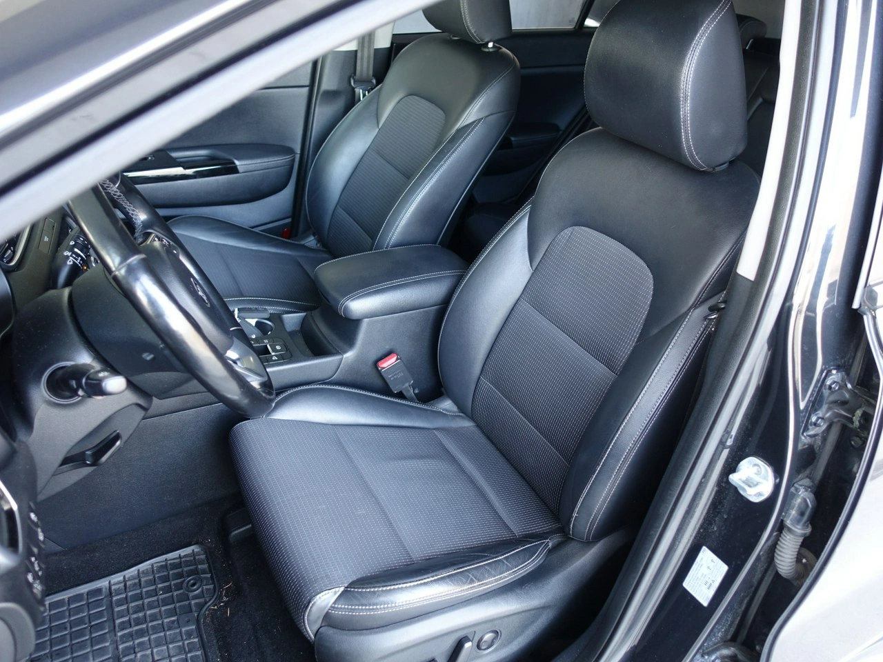 Kia Sportage - Zdjęcie 12