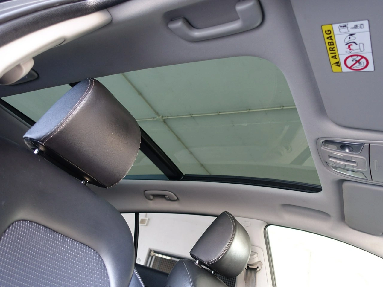 Kia Sportage - Zdjęcie 23