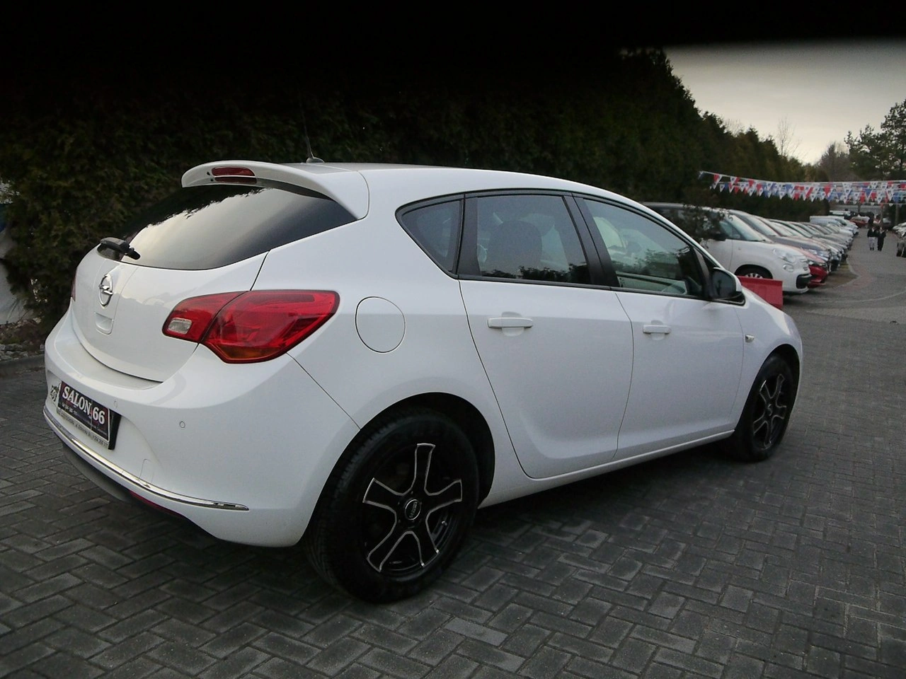 Opel Astra - Zdjęcie 10