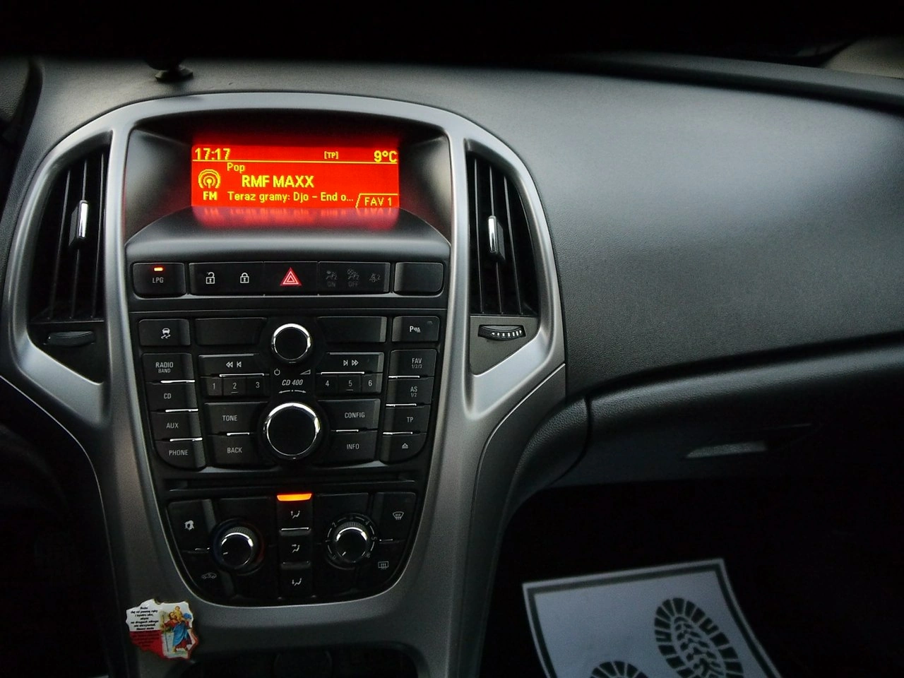 Opel Astra - Zdjęcie 24