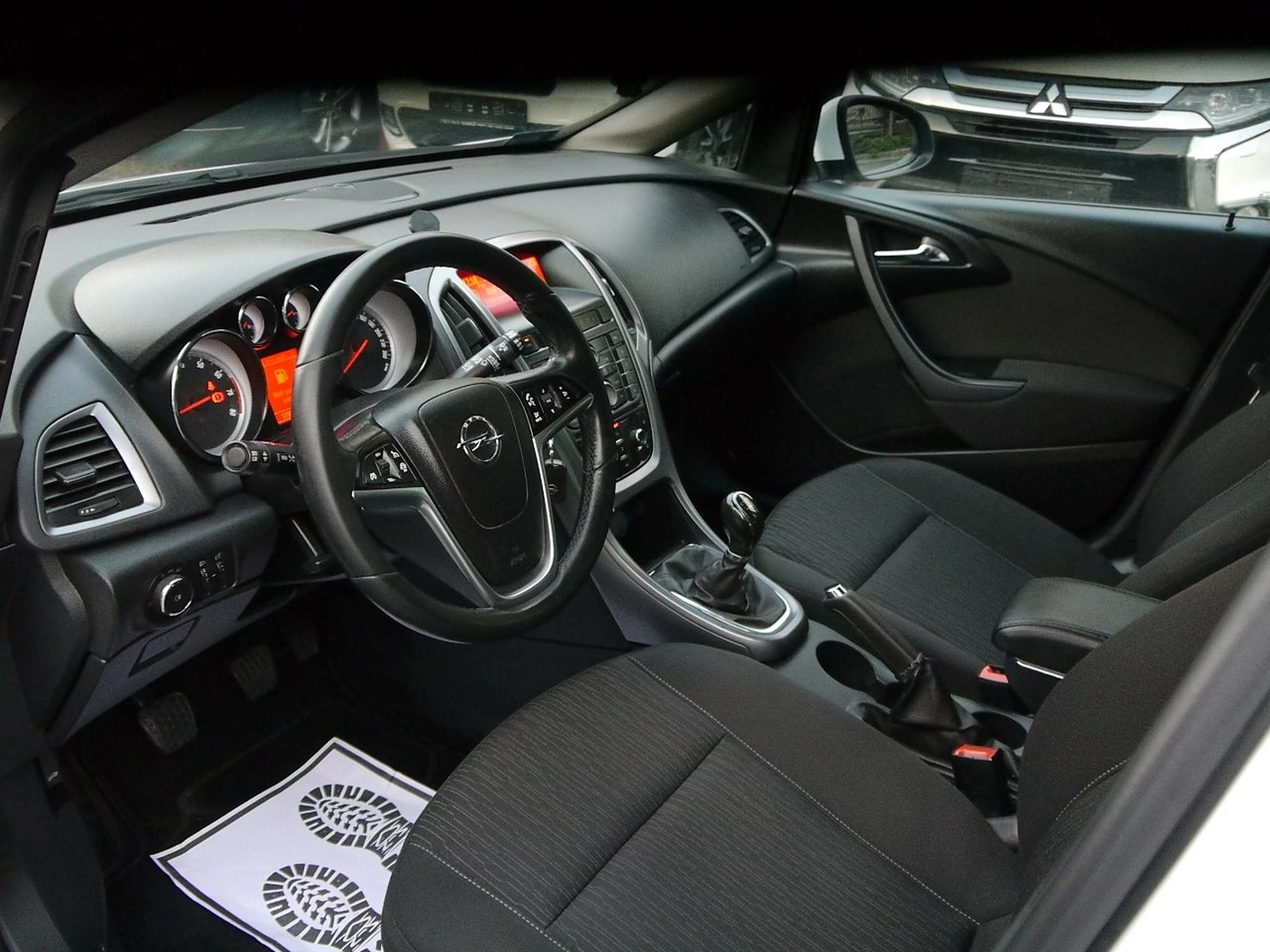 Opel Astra - Zdjęcie 27