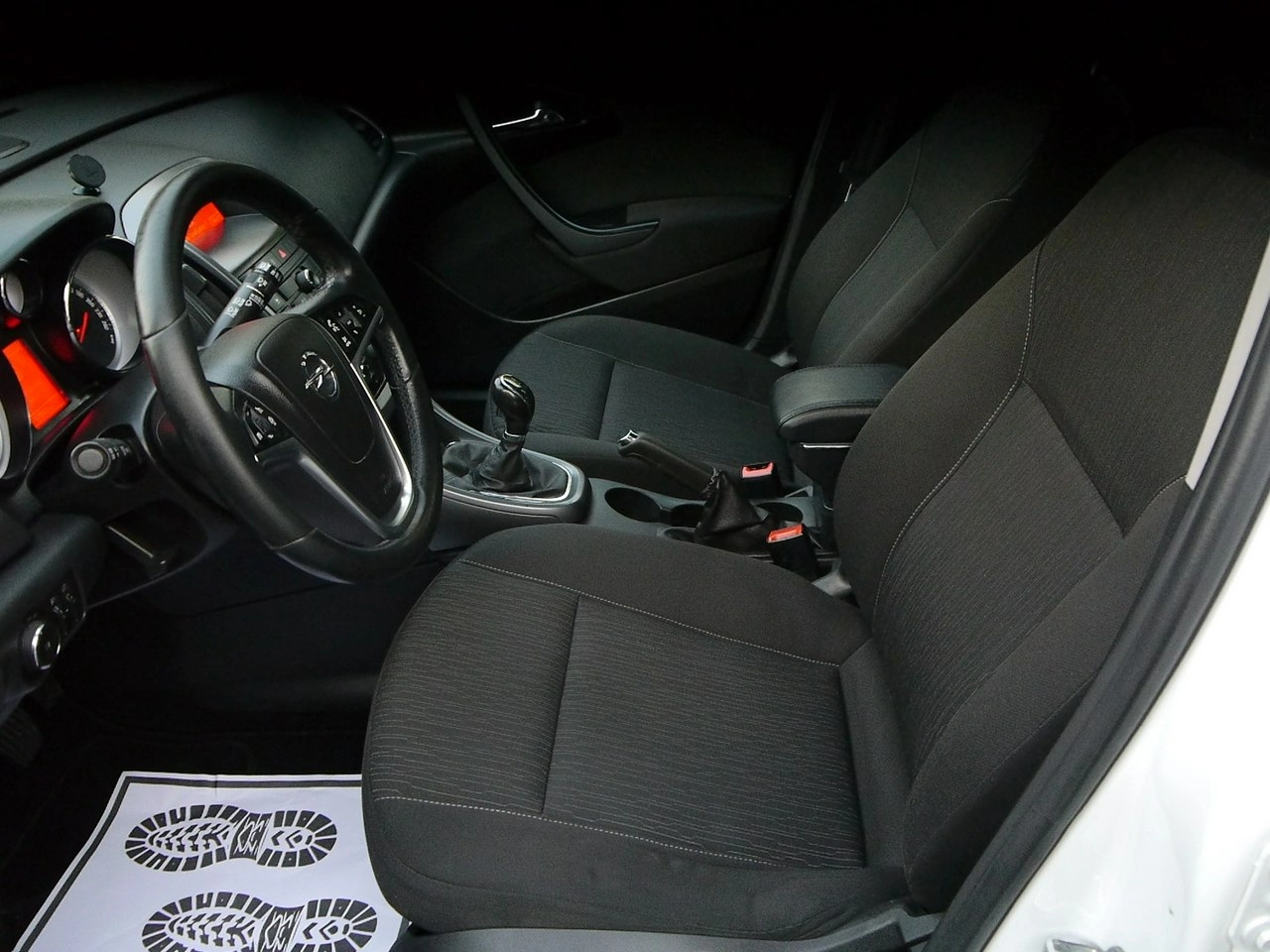 Opel Astra - Zdjęcie 29