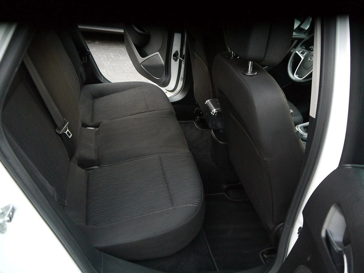 Opel Astra - Zdjęcie 31