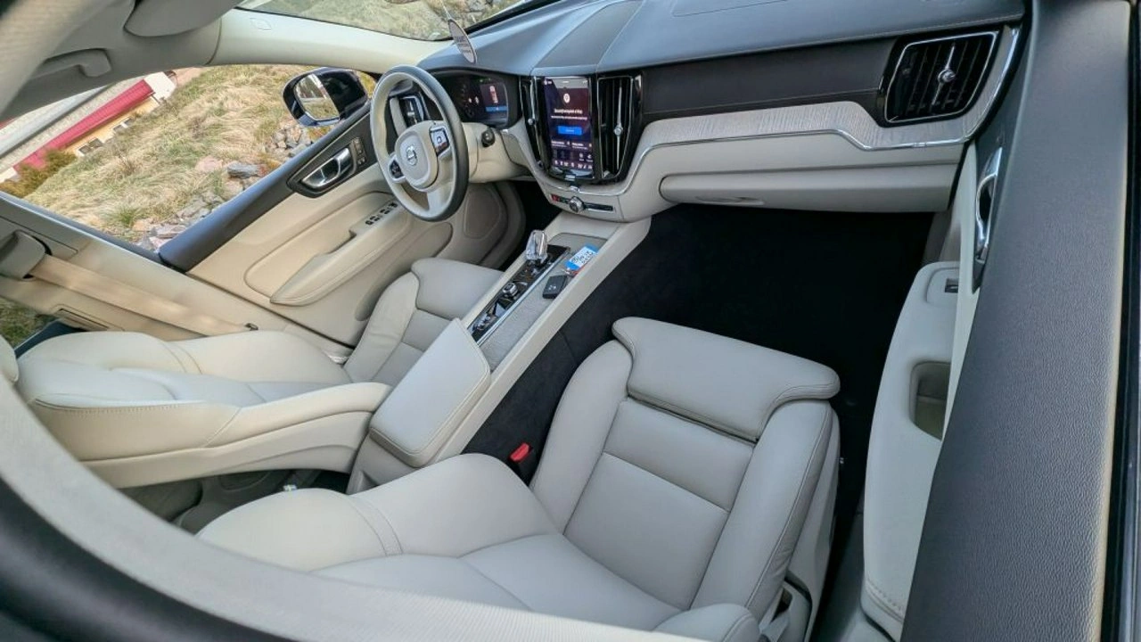Volvo XC 60 - Zdjęcie 4