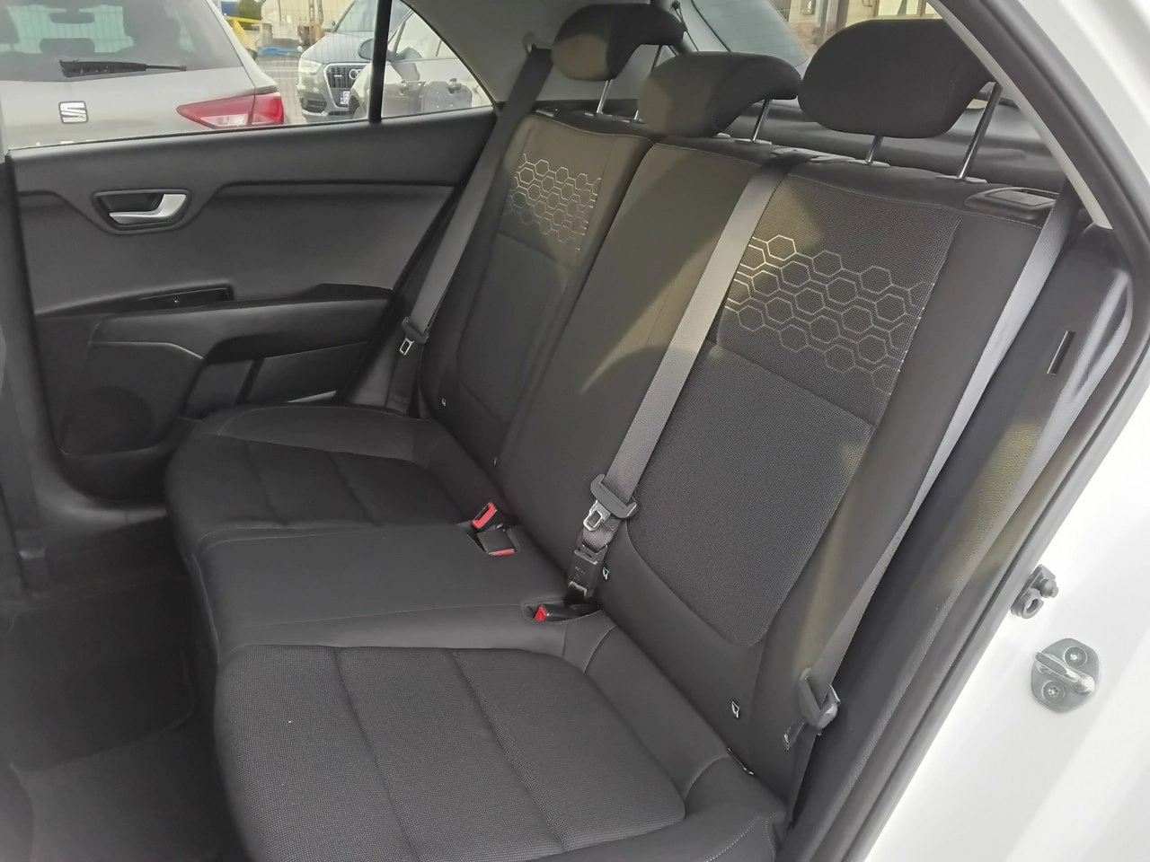 Kia Rio - Zdjęcie 10