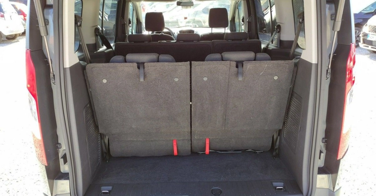 Ford Tourneo Connect - Zdjęcie 12