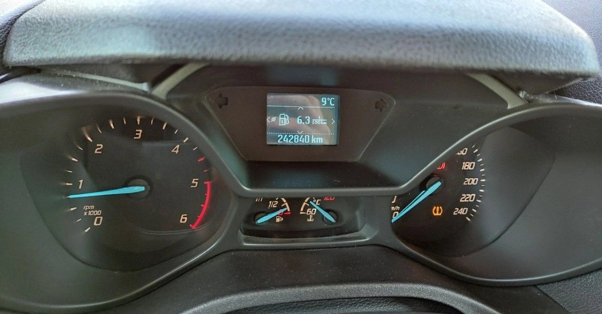 Ford Tourneo Connect - Zdjęcie 30