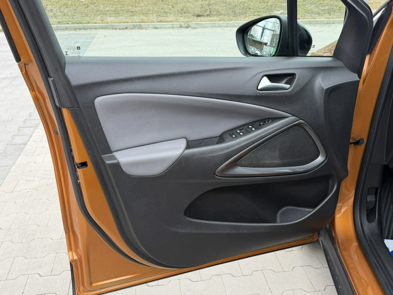 Opel Crossland X - Zdjęcie 14