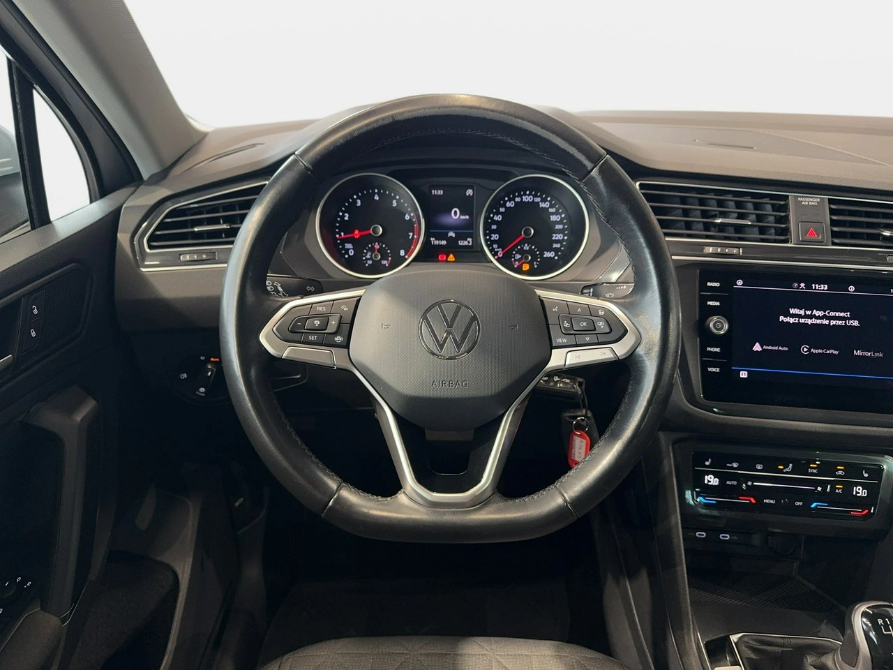 Volkswagen Tiguan - Zdjęcie 16