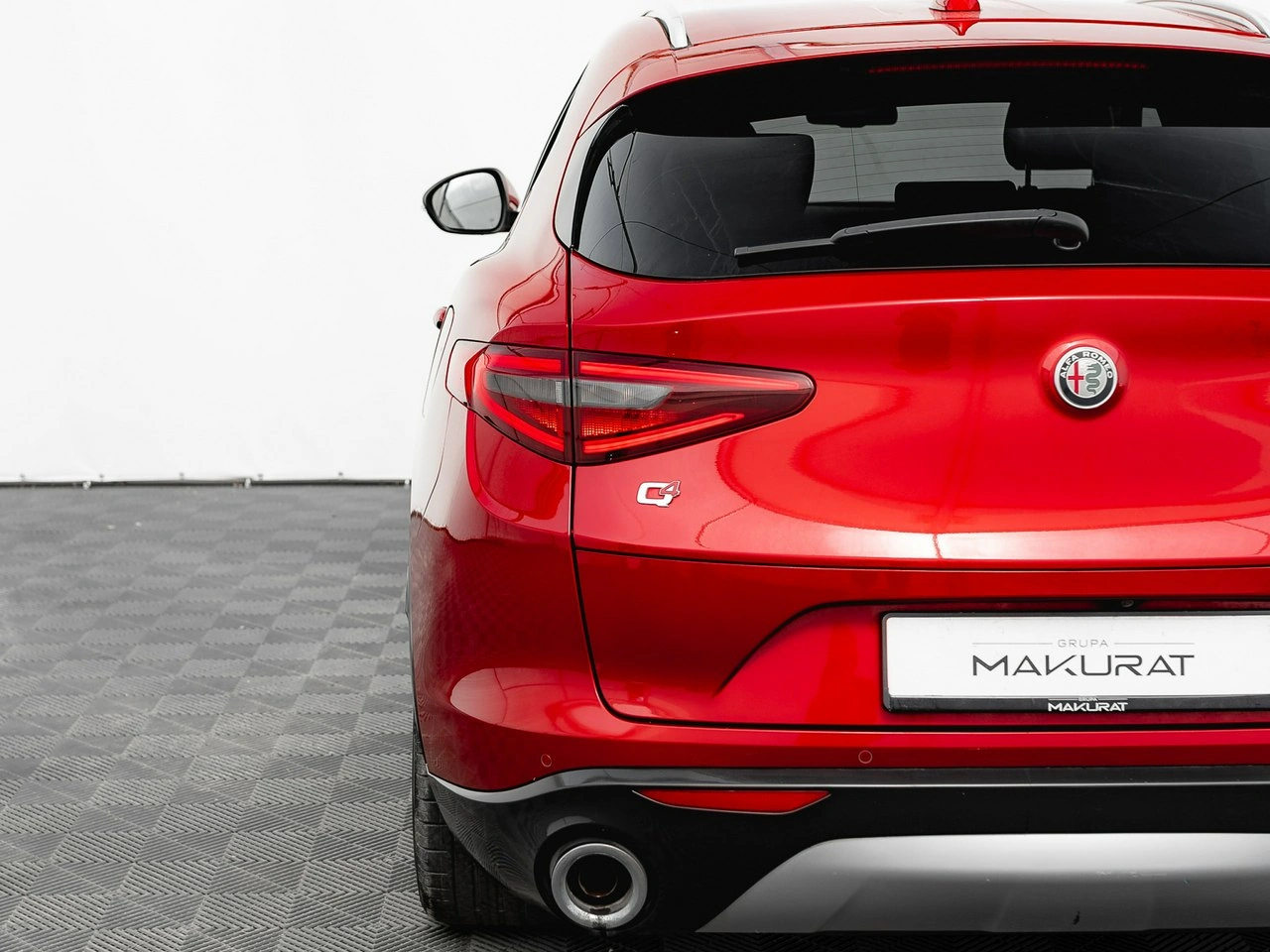 Alfa Romeo Stelvio - Zdjęcie 10