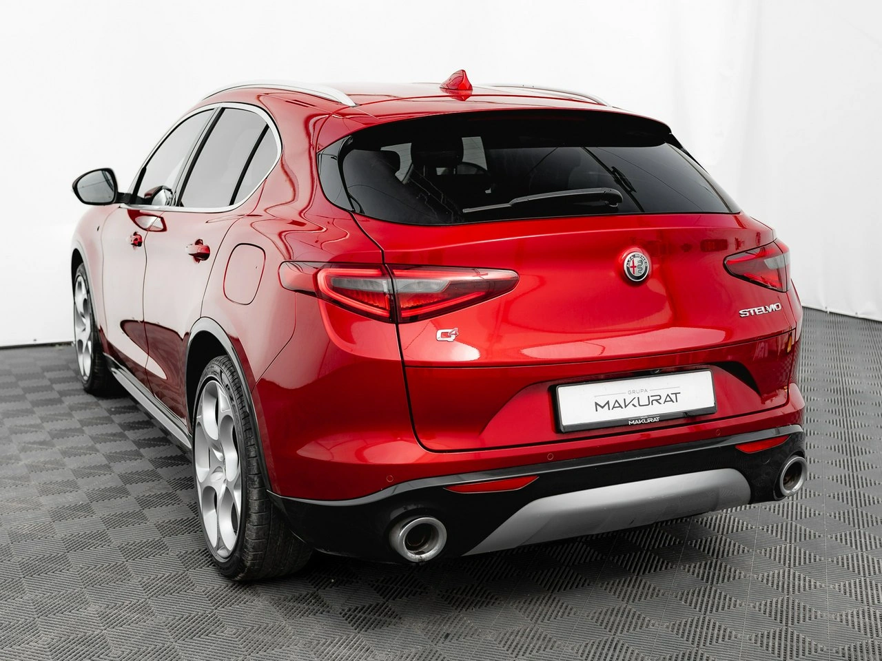 Alfa Romeo Stelvio - Zdjęcie 3