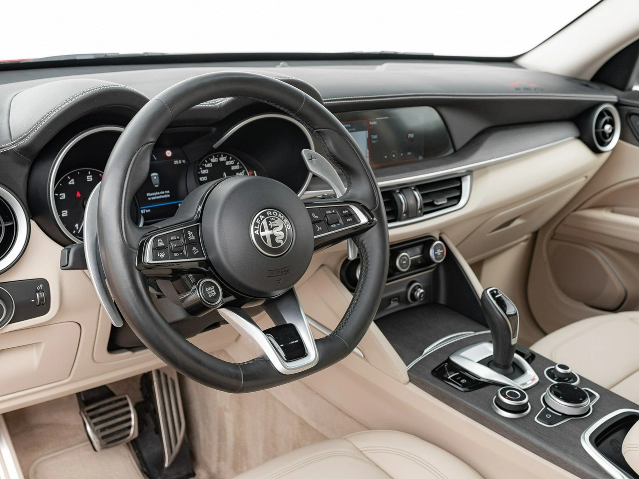 Alfa Romeo Stelvio - Zdjęcie 5