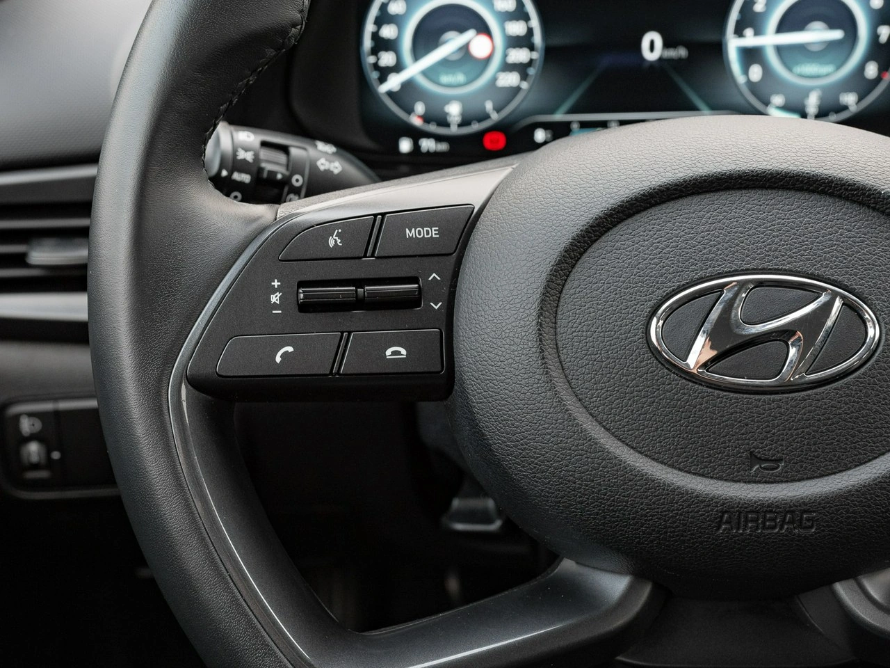 Hyundai Bayon - Zdjęcie 13