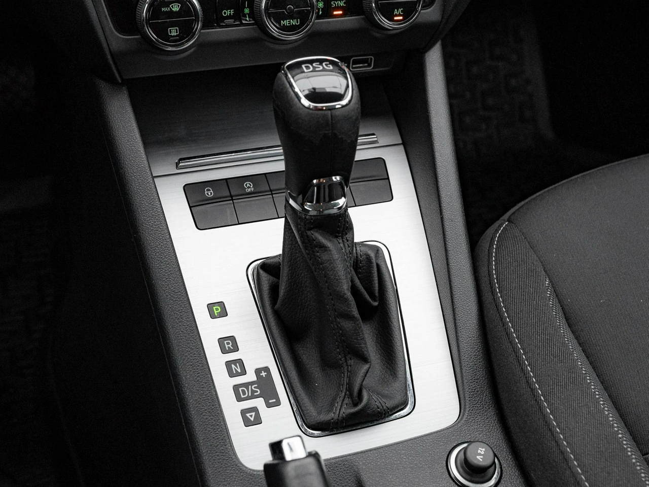 Skoda Octavia - Zdjęcie 15