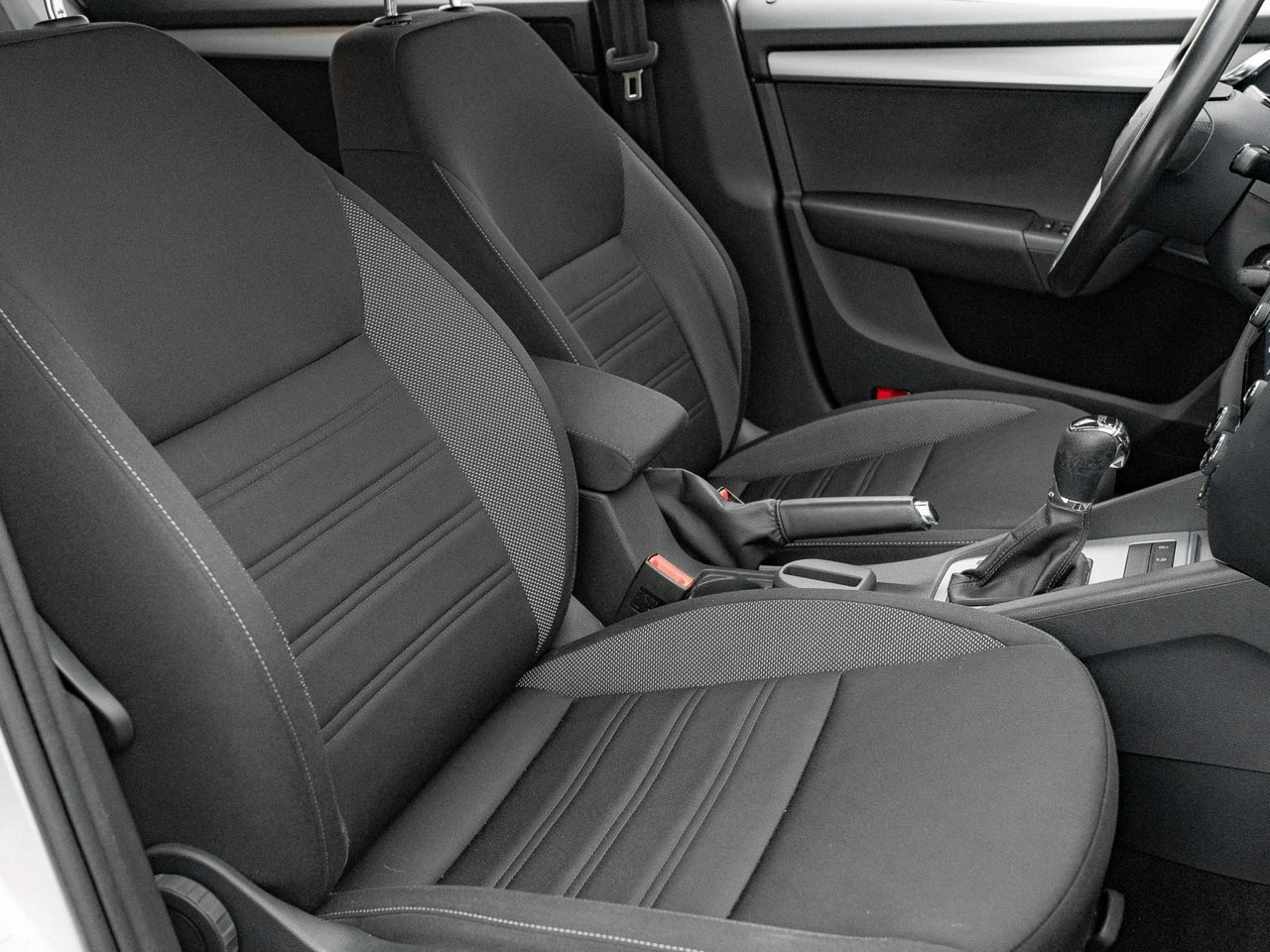 Skoda Octavia - Zdjęcie 29