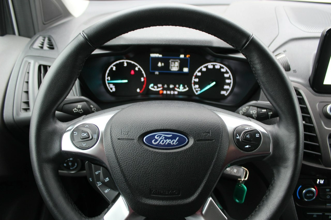 Ford Transit Connect - Zdjęcie 16
