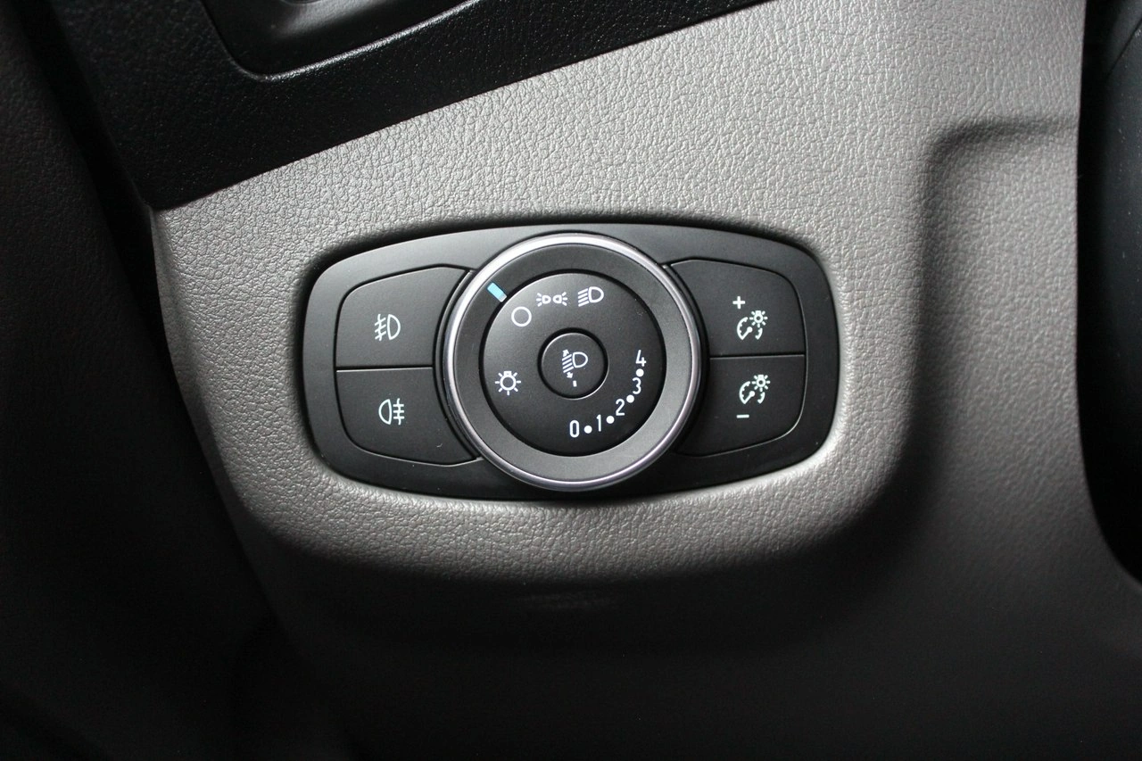 Ford Transit Connect - Zdjęcie 21