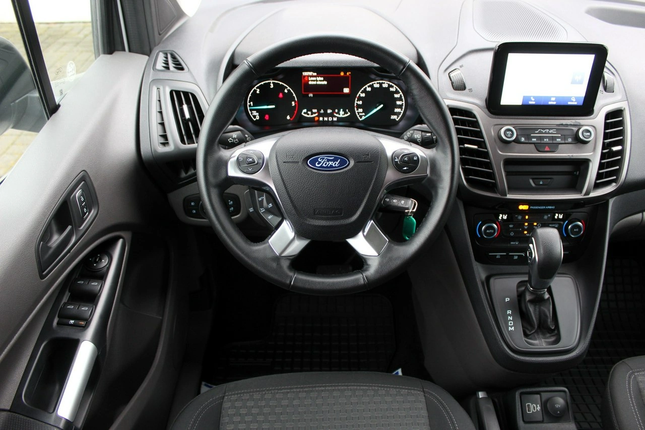 Ford Transit Connect - Zdjęcie 8