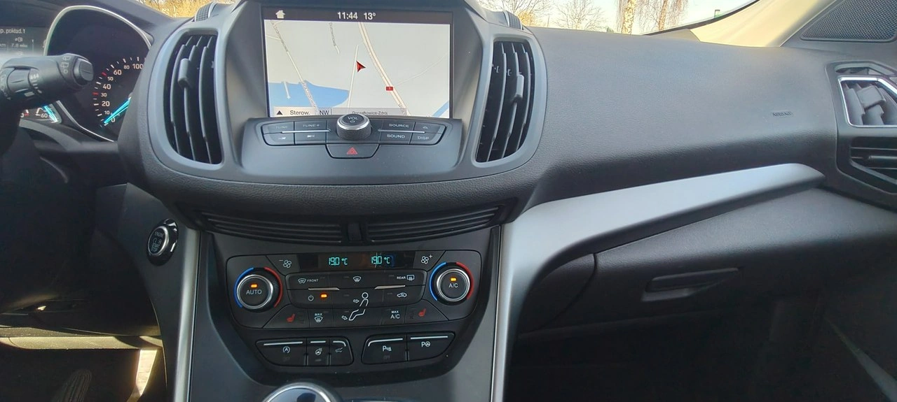 Ford Kuga - Zdjęcie 9