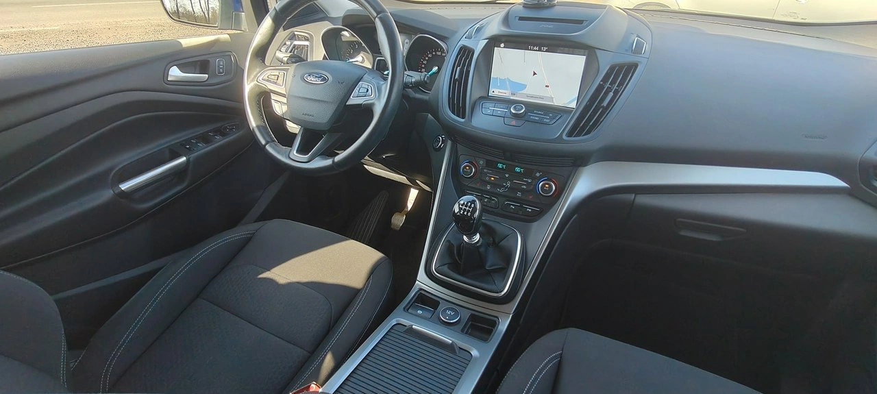 Ford Kuga - Zdjęcie 8