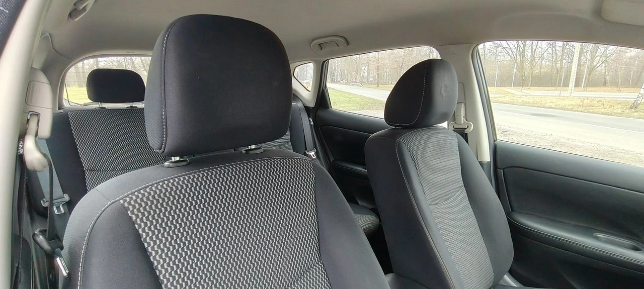 Nissan Pulsar - Zdjęcie 13