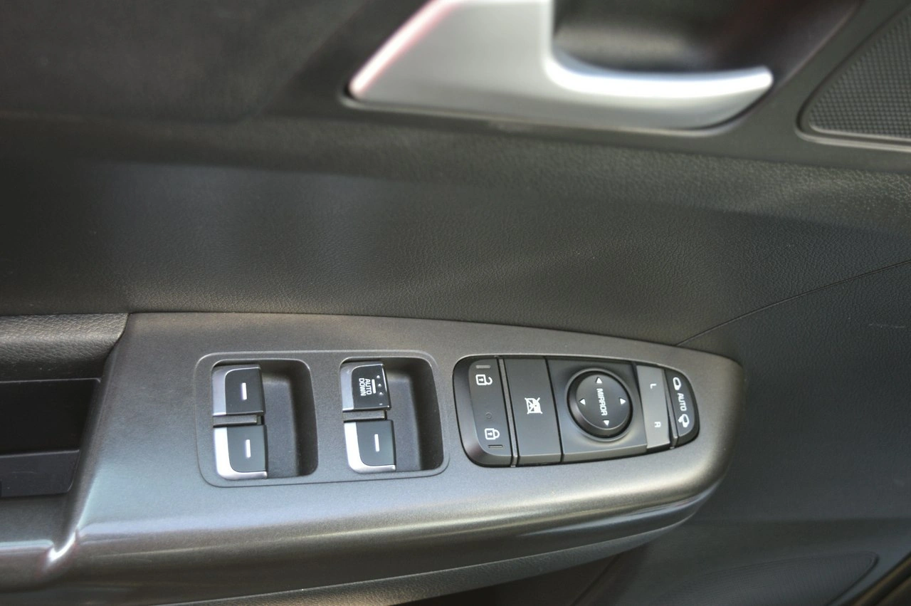 Kia Sportage - Zdjęcie 36