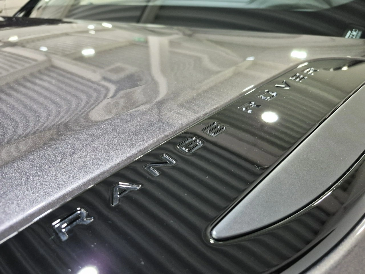 Land Rover Range Rover Velar - Zdjęcie 10