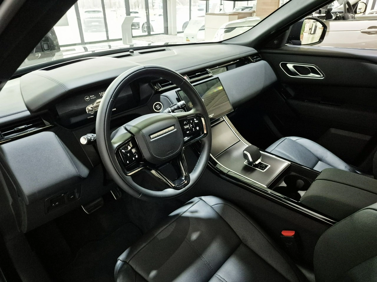 Land Rover Range Rover Velar - Zdjęcie 16