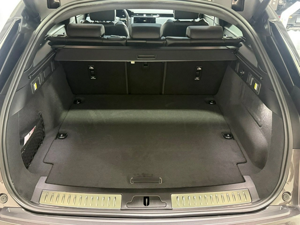 Land Rover Range Rover Velar - Zdjęcie 5