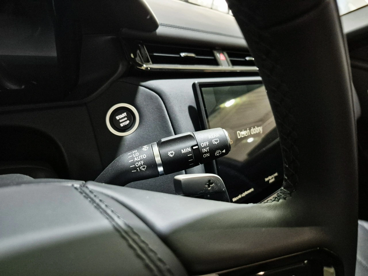 Land Rover Range Rover Velar - Zdjęcie 31