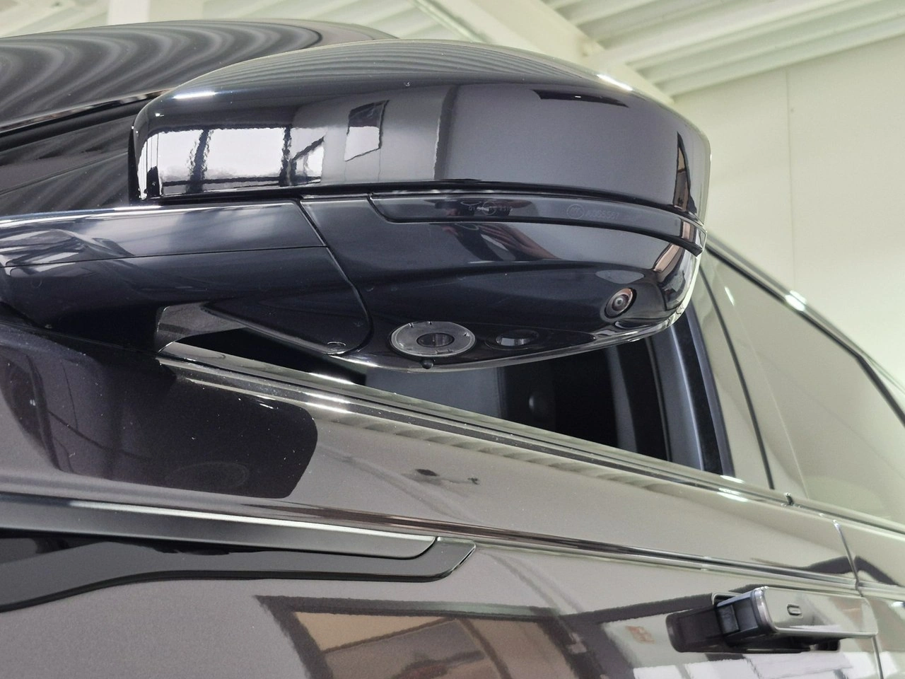 Land Rover Range Rover Velar - Zdjęcie 8