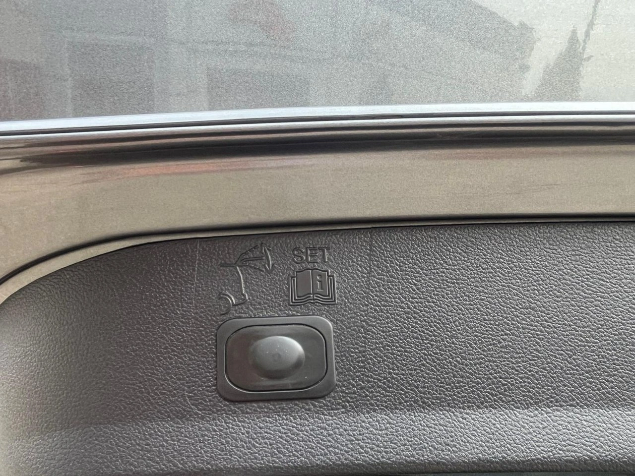 Ford Kuga - Zdjęcie 11