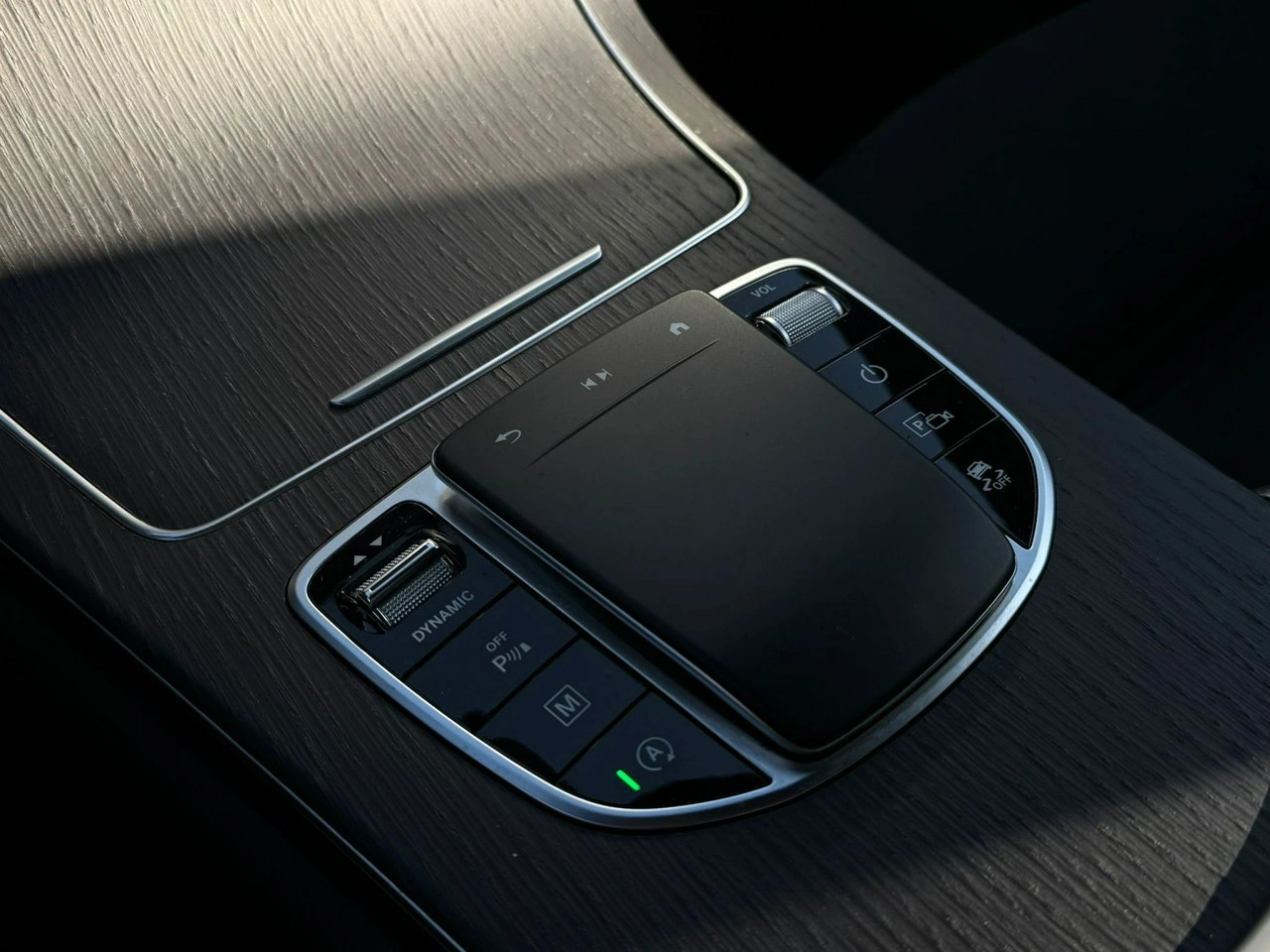 Mercedes GLC 200 - Zdjęcie 25