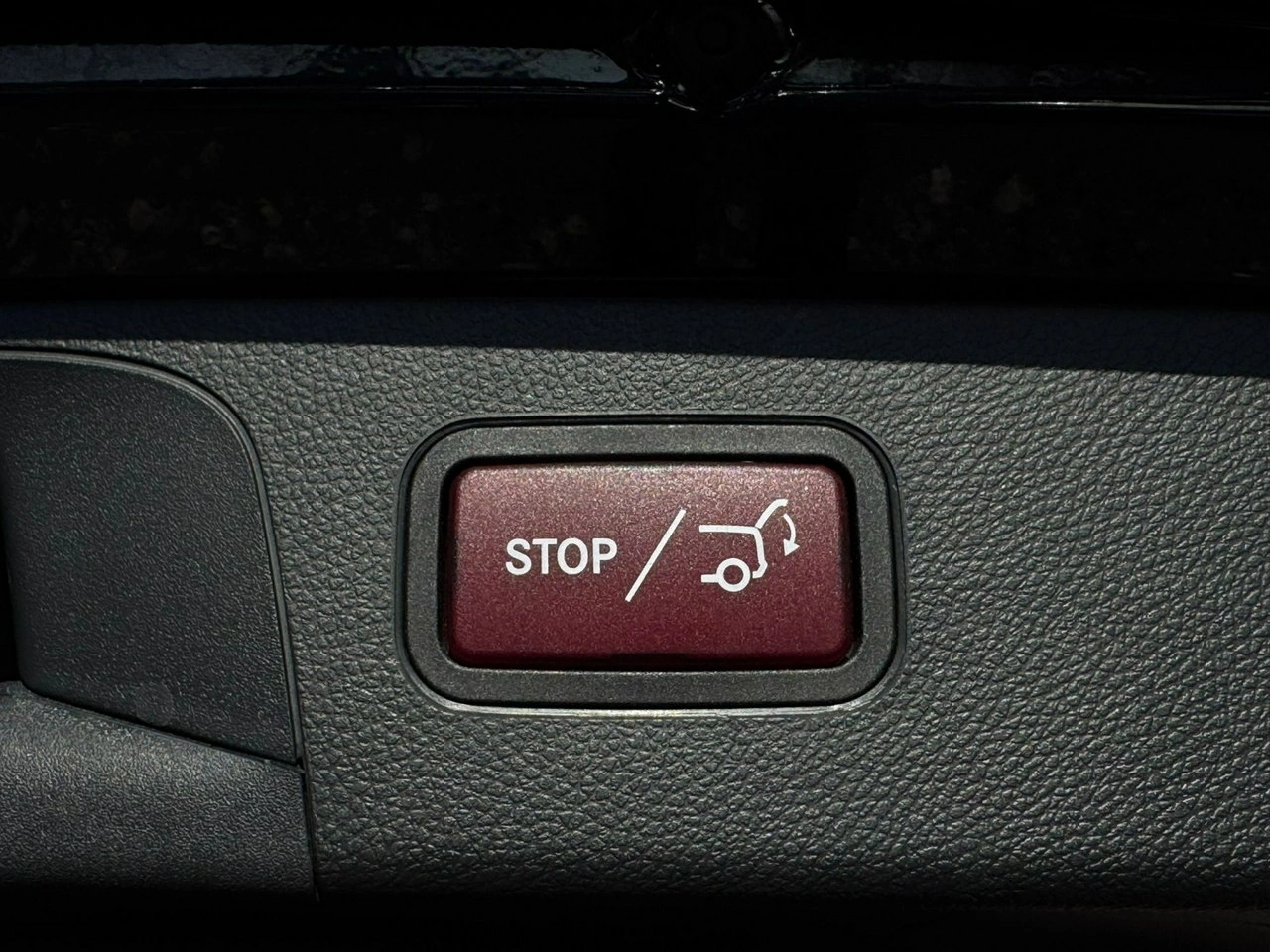 Mercedes GLC 200 - Zdjęcie 36