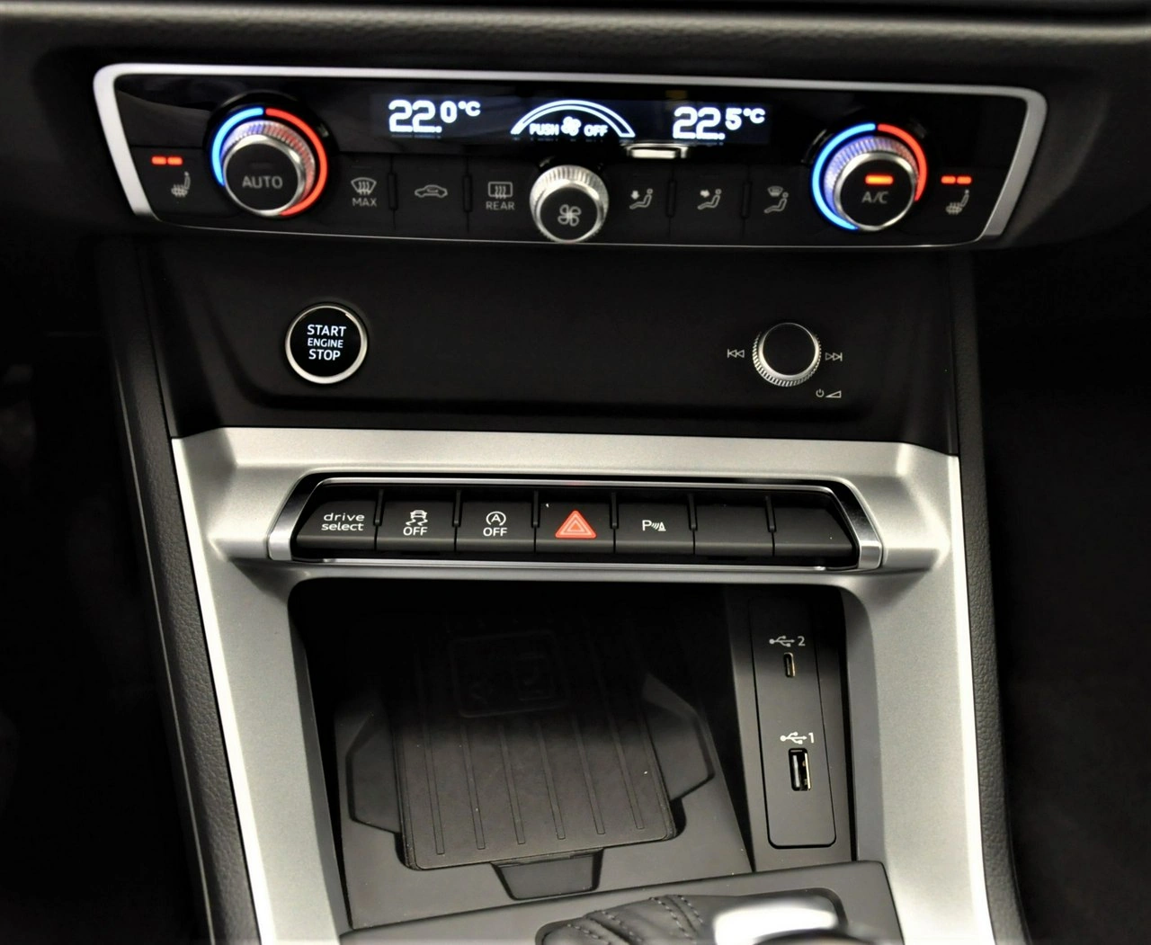 Audi Q3 - Zdjęcie 26