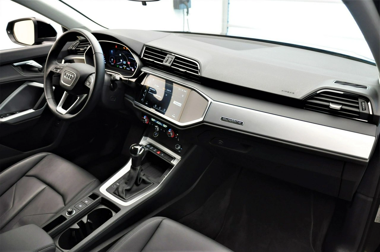 Audi Q3 - Zdjęcie 20