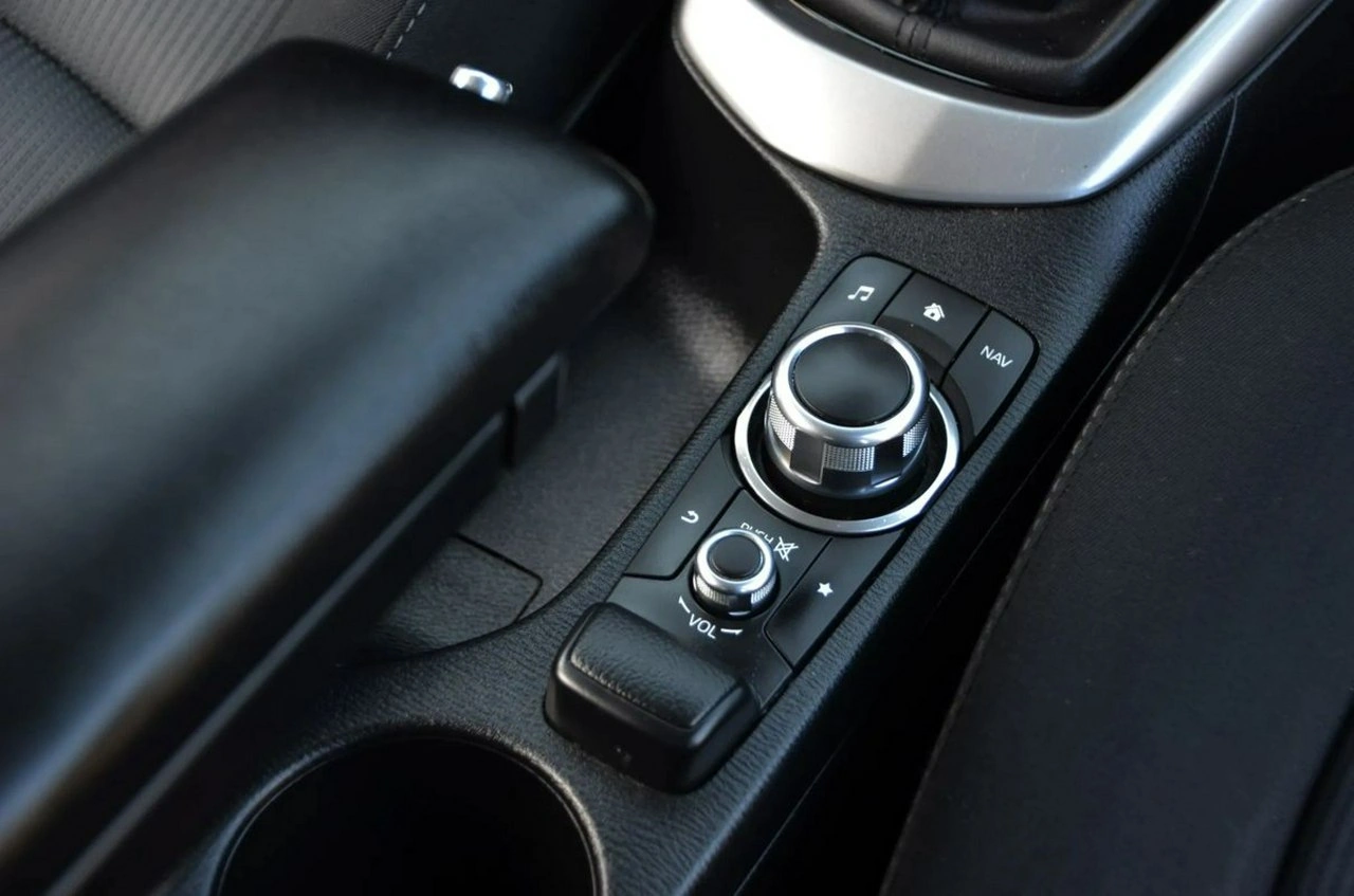 Mazda CX-3 - Zdjęcie 33