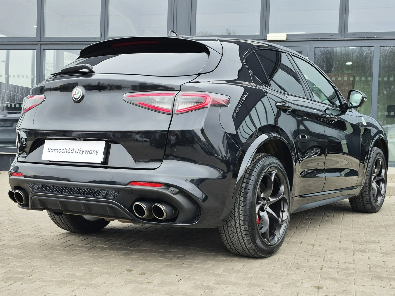 Alfa Romeo Stelvio - Zdjęcie 10
