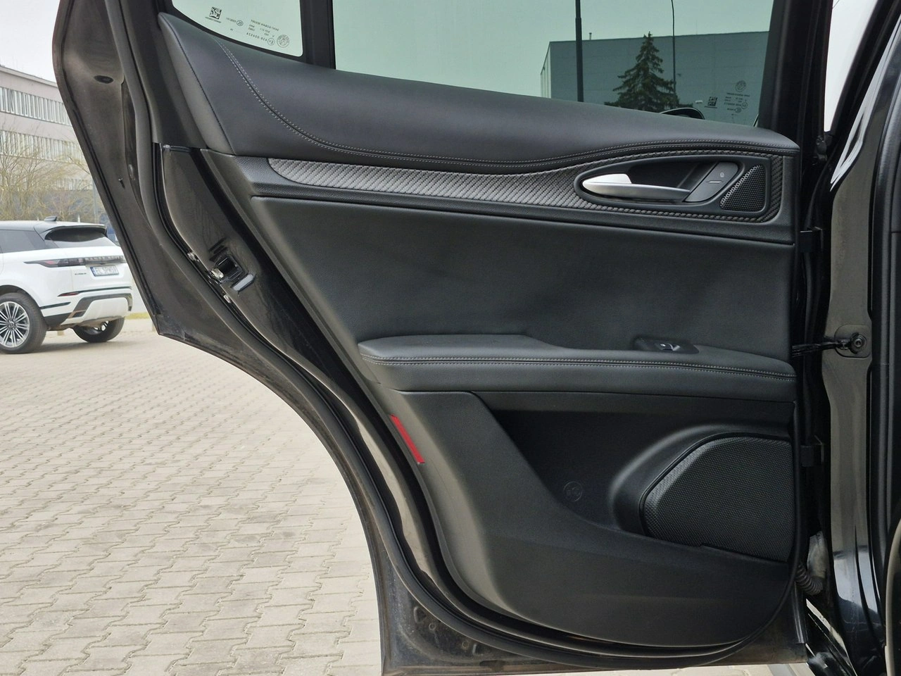 Alfa Romeo Stelvio - Zdjęcie 26