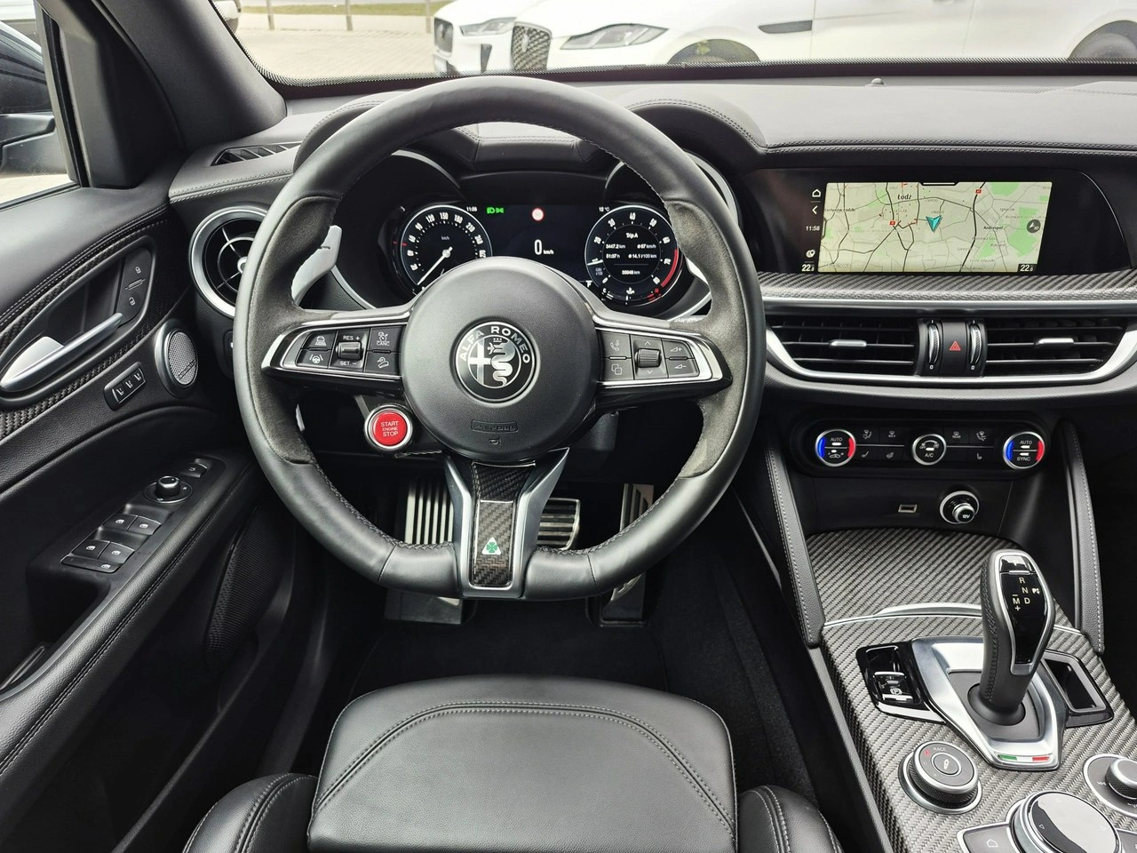 Alfa Romeo Stelvio - Zdjęcie 34