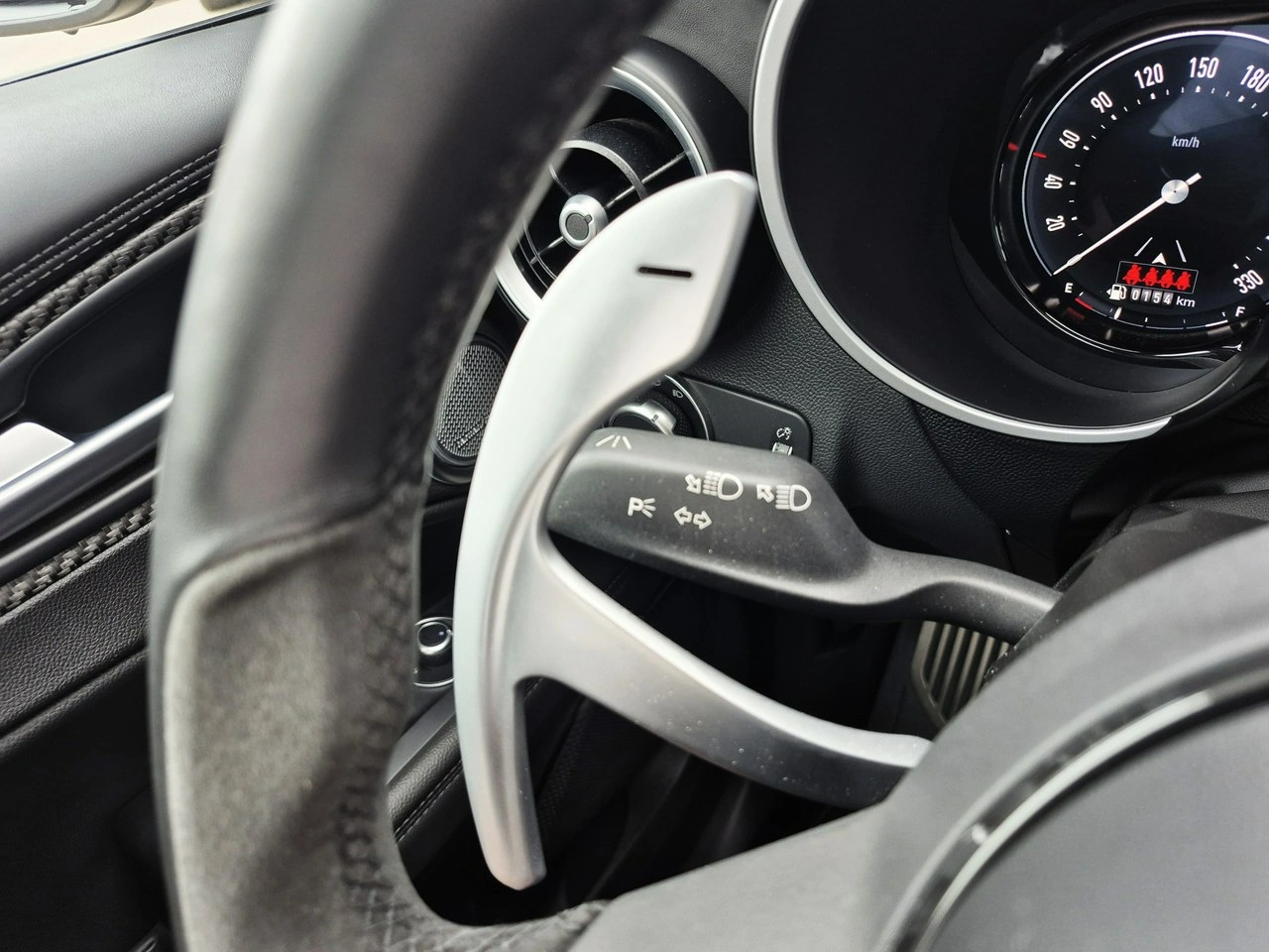 Alfa Romeo Stelvio - Zdjęcie 37