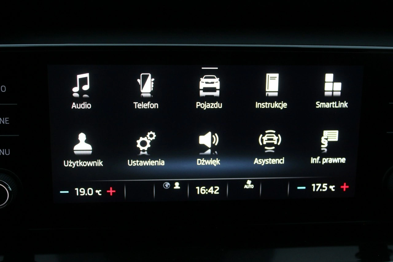 Skoda Octavia - Zdjęcie 23